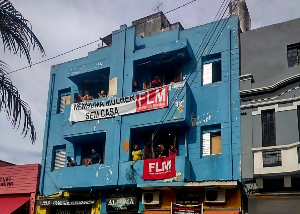 São Paulo-SP: ocupação da Frente de Luta por Moradia (FLM) é atacada com granada no Centro de São Paulo